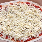 How To’sday: How to Make Crispy, Homemade Pizza Without a Pizza Stone